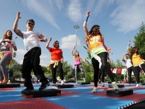 Yenimahalleliler Spor Şenliğinde Buluştu