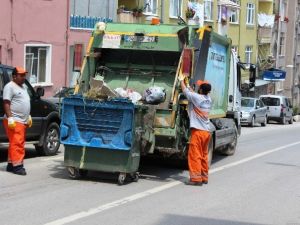 İzmit’te Günde 350 Ton Çöp Çıkıyor