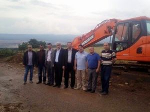 Başkan Musa Yılmaz Hisarcık’ta Yol Yapım Çalışmalarını Yerinde İnceledi