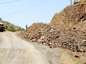 12 Km’lik Grup Yolu İki Kat Genişletiliyor