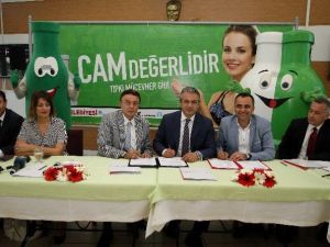 Türkiye’de İlk Kez Camları Çöpe Atana Ceza