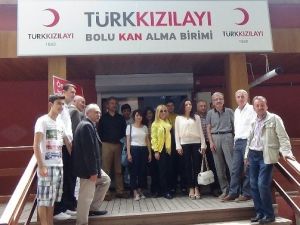 Cumhuriyet Halk Partisi Bolu İl Teşkilatı Zeynep İçin Kan Verdi