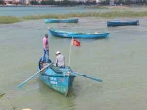 Beyşehir Gölü’nde Avlanma Sezonu Başladı