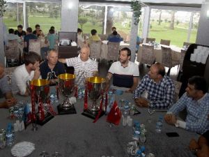 Trabzonspor’da Altyapı Takımlarına Barbekü Partisi