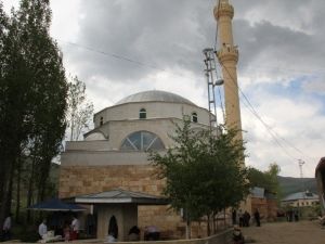 Yaylapınar Köyü Camii Restore Edilerek İbadete Açıldı