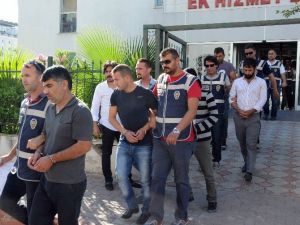 Antalya’da Suç Örgütü Operasyonu: 25 Gözaltı