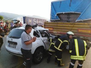 Salihli’de Trafik Kazası: 1 Ölü, 1 Yaralı