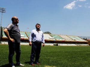 Atatürk Stadı Gece Maçlarına Hazır