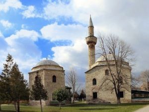 Makedonya’da Osmanlı Yadigarı 3 Cami Daha Restore Edilecek