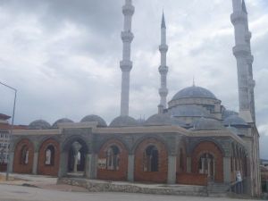 Kayı Boyu Camii’nde İnşaat Çalışmalar Devam Ediyor