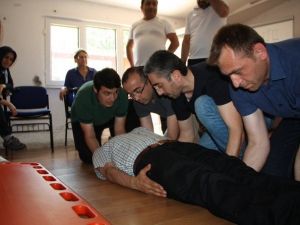 Eyüp Belediyesi Personeli Deprem Tatbikatından Tam Not Aldı