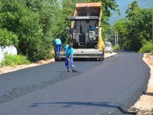 Arslanbey Mahallesi’nde Asfalt Çalışması