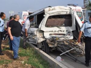 Adana’da Trafik Kazası: Dört Yaralı