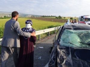 Ankara’da Otomobil İle Kamyon Çarpıştı: 5 Yaralı