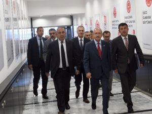 Kılıçdaroğlu, Chp’li Belediye Başkanlarıyla Bir Araya Geldi