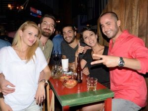 Karpuz Bar İkinci Yılını Kutladı