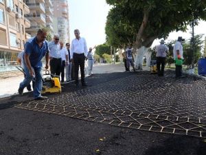 Mezitli Sahil Yolu Renkleniyor