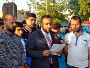 AK Parti Kayseri Gençlik Kollarından Mursi’ye Destek