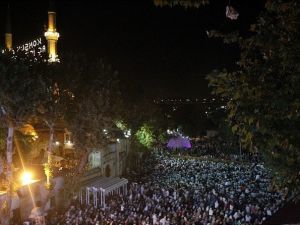 İstanbul’da İlk Teravih Namazı Kılındı