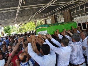 Köse'nin babası son yolculuğuna uğurlandı