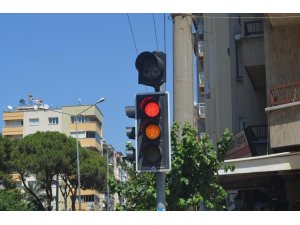 Işıklar bile dayanamadı