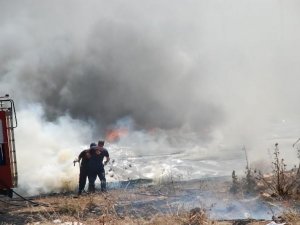 Sanayi sitesinde çıkan yangın korkuttu