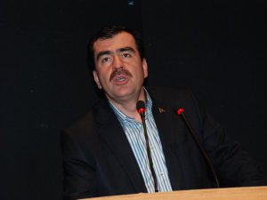 Erdem: 'CHP ile yarışırız'
