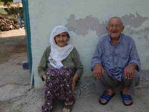 Farklı ırkların kardeşçe yaşadığı mahalle: Tepecik