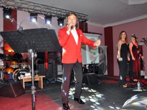 Akbük, Cumhuriyet Coşkusunu Erol Evgin ile Yaşadı
