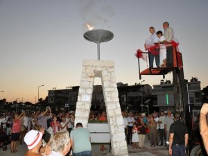 Didim'de "Barış meşalesi" yakıldı