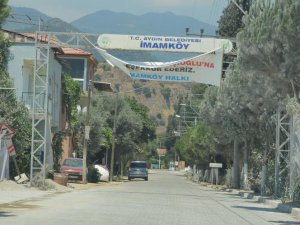 'Köy' olmaktan kurtulamadılar