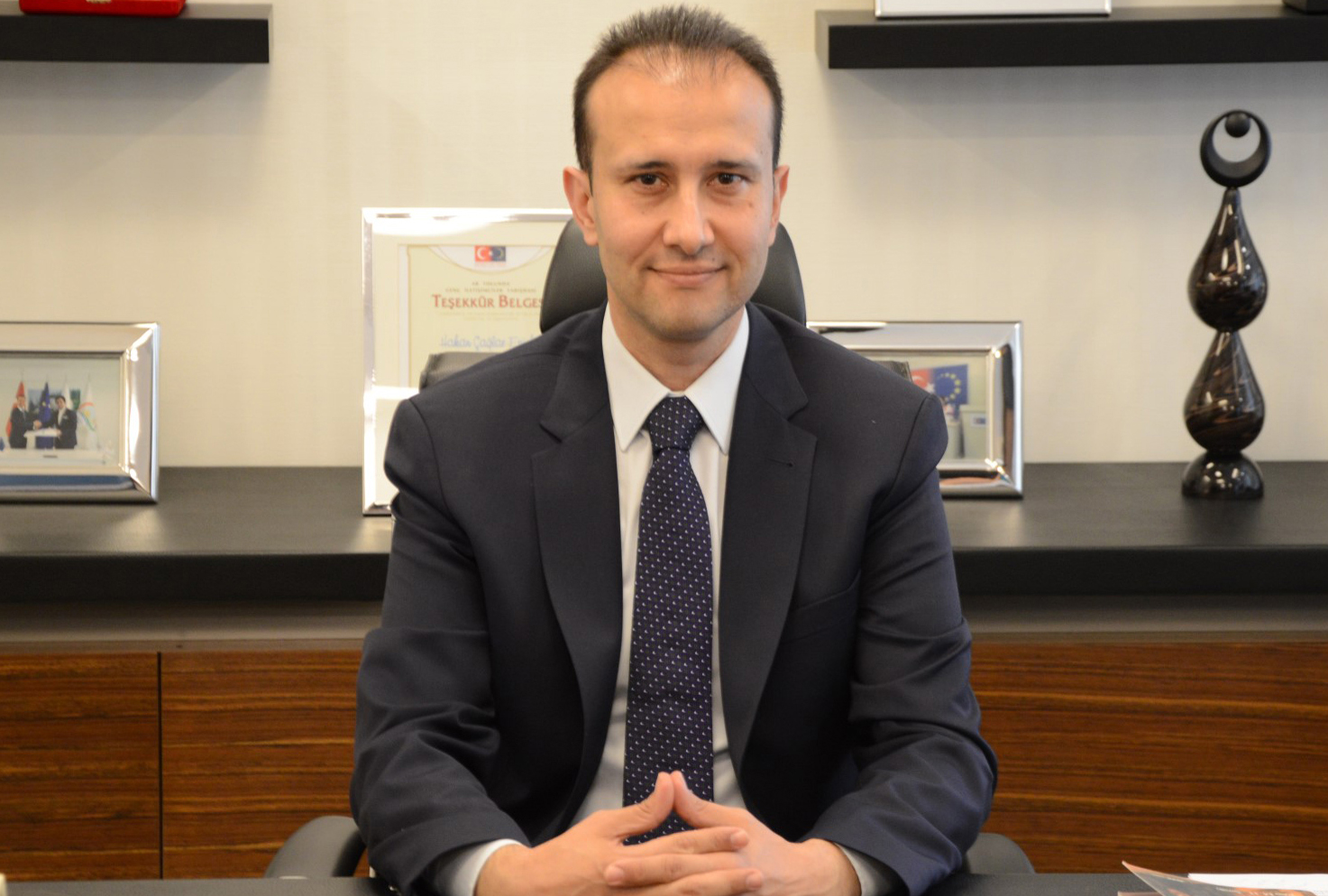 Erürker, Seçim Beyannamesini Değerlendirdi