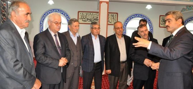 Cami açılışında "Patates" mesajı