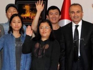 8 Koreli Öğrenci ADÜ’de Staj Yapıyor