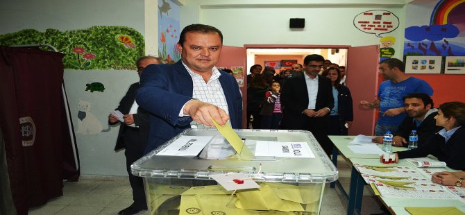 Milletvekili Öz, Oyunu Kullandı