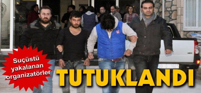 Didim'de batan tekneden, 22 kaçak kurtarıld