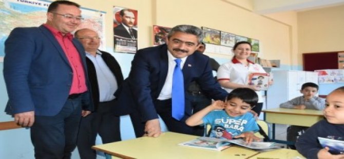 Başkan Alıcık'tan çocuklara 23 Nisan hediyesi