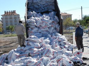 Didim’de SYDV Kömür Yardımları Sürüyor