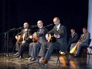 Aşıklar Aydın’da 'Aşık Ömer' İçin Atıştı