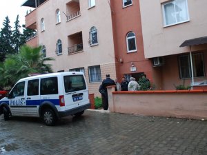 Yabancı Kadın Evde Ölü Bulundu