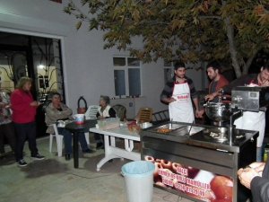 Didim Cemevi'nde Lokma Hayrı