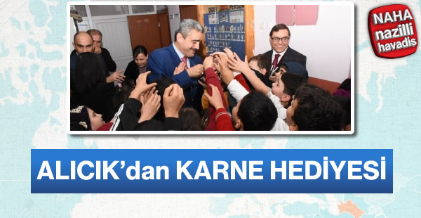 Başkan'dan miniklere karne hediyesi