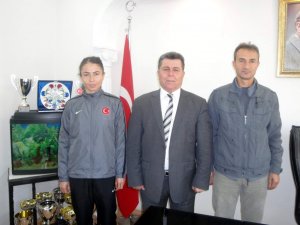 Milli Atlet Hacıköylü, Zeynel Akın’ı Ziyaret Etti