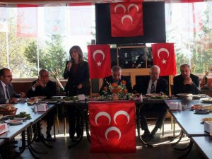 MHP’li Kadınlar, Seçme ve Seçilme Hakkının Verilişini Kutladı