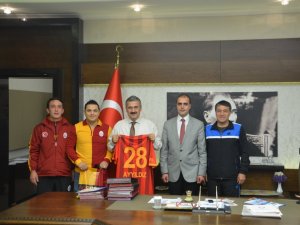 Vali Ayyıldız’a Galatasaray Forması
