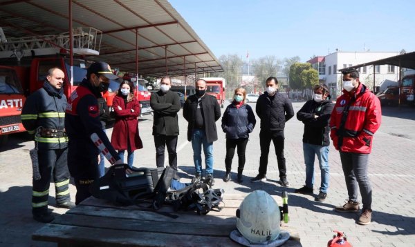 bsb-itfaiyesi-arama-kurtarma-ekibine-egitim-verdi-210109-94acfd79cf0d0d89125f1204128e2281.jpg