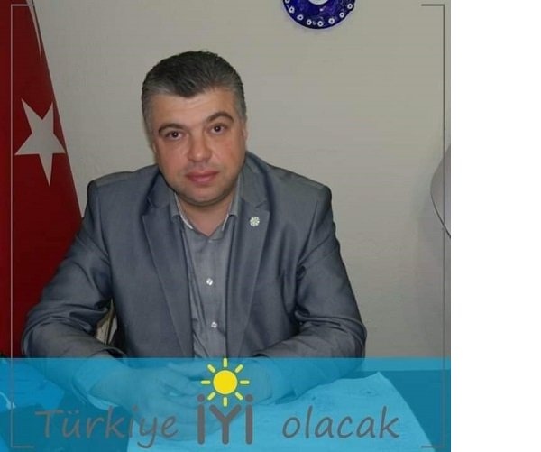 iyi-parti-buharkent-kongresinde-sehitlere-yas-vardi-151539-72cdbea0cdf7f7799d6ff196a6df7ac4.jpg
