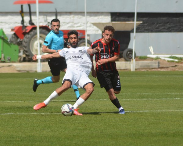 nazilli-belediyespor-usakspor-fotograflar-7658-dhaphoto8.jpg