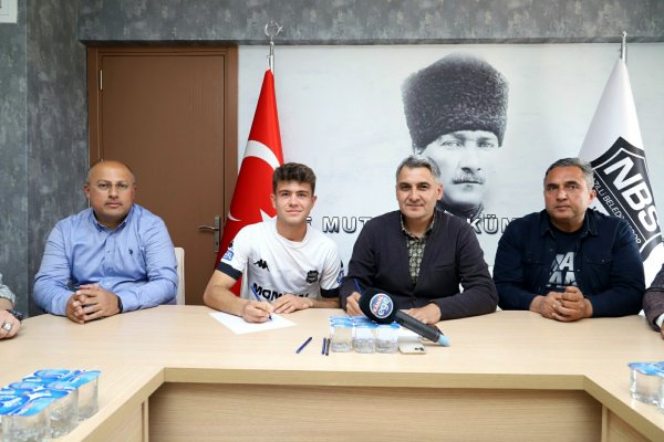 nazilli-belediyesporda-genclik-operasyonu-suruyor-3920-dhaphoto4.jpg