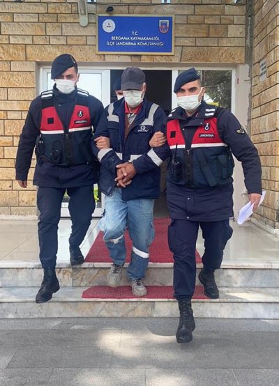 isci-gibi-davranan-jandarma-tas-ocaginda-hukumluyu-yakaladi-4033-dhaphoto2.jpg